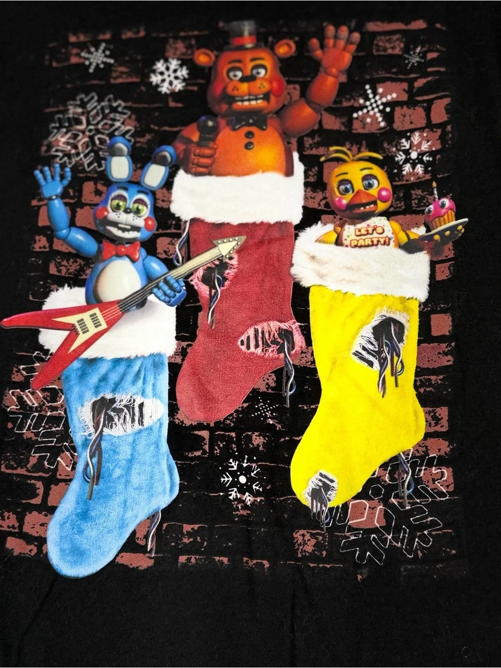 Five Nights at Freddy's Graphic Tee Black Holiday Stockings Cotton Bonnie Chica